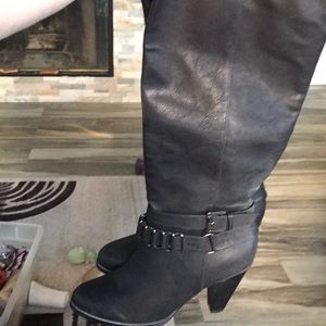 JUSTFAB BLACK LEATHER BOOTS SIZE 9 W/3in HEELS BRAND NEW EXCELLENT CONDITION!